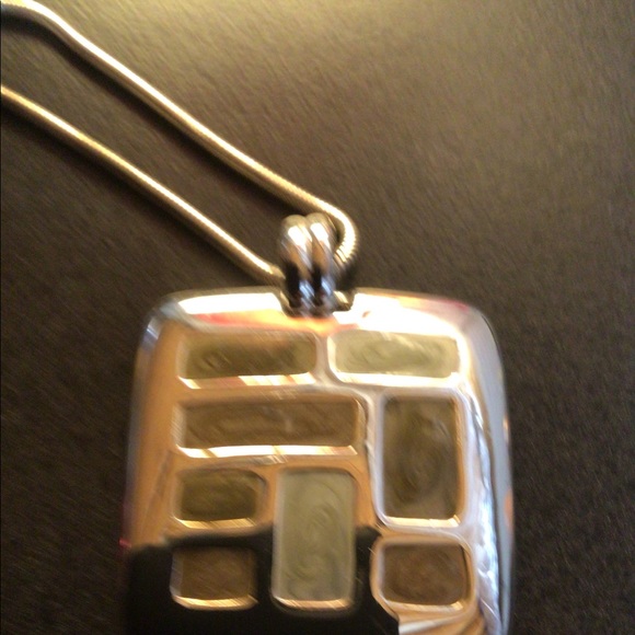 New Silver Pendent Necklace. - Picture 4 of 7